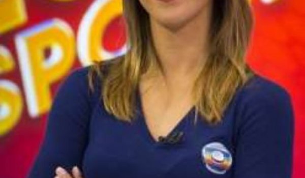 Foto: Cristiane Dias é apresentadora do 'Globo Esporte' - Purepeople